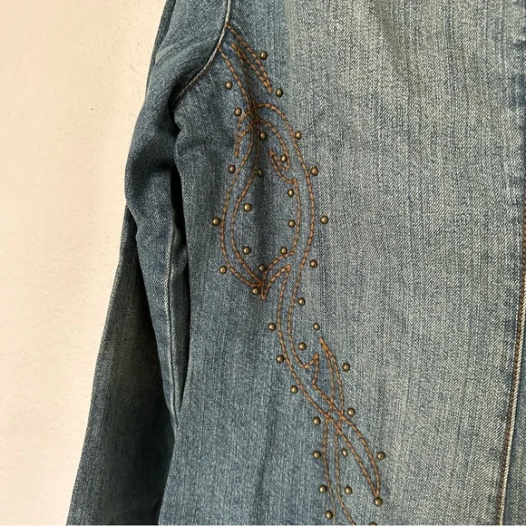 HARLEY DAVIDSON Studded & Embroidered Logo Denim Button Up Shirt in Blue Size M - Picture 4 of 5